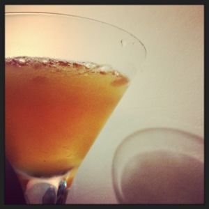 An image of the Apry cocktail submitted by n0tquitethere that contains Bourbon, Rye Whiskey, Apricot Brandy, Drambuie and Lemon