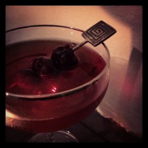 An image of the Manhatten cocktail submitted by n0tquitethere that contains Rye Whiskey, Sweet Vermouth, Angostura Bitters and Cocktail Cherry